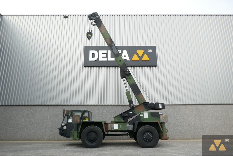 Terex LRT110 Ex-Army - Grue automotrice lente: photos 1 Terex LRT110 Ex-Army - Grue automotrice lente: photos 1