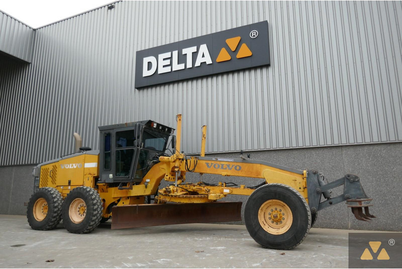 Volvo G720B - Niveleuse: photos 3 Volvo G720B - Niveleuse: photos 3