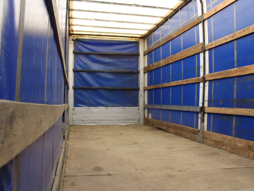 Camion à rideaux coulissants DAF FA LF 45, EURO 5, TYRES 80% + AGADOS TRAILER: photos 6