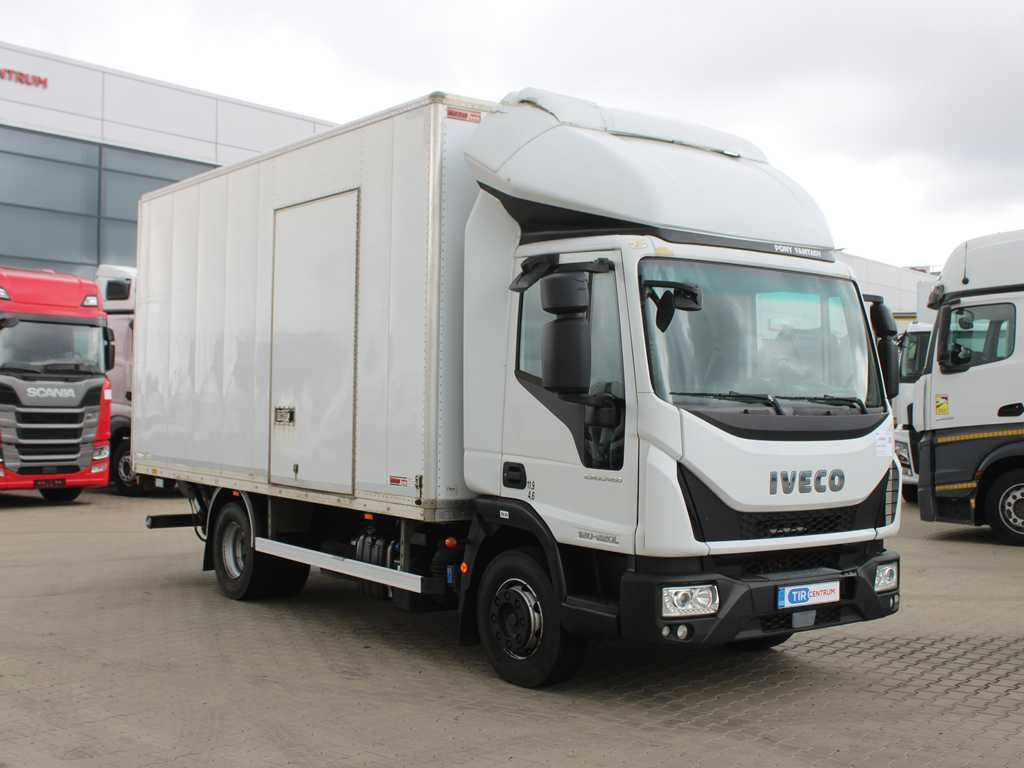 Iveco EUROCARGO 120-220L, EURO 6, TAIL LIFT, PNEU 80% - Camion fourgon: photos 2 Iveco EUROCARGO 120-220L, EURO 6, TAIL LIFT, PNEU 80% - Camion fourgon: photos 2
