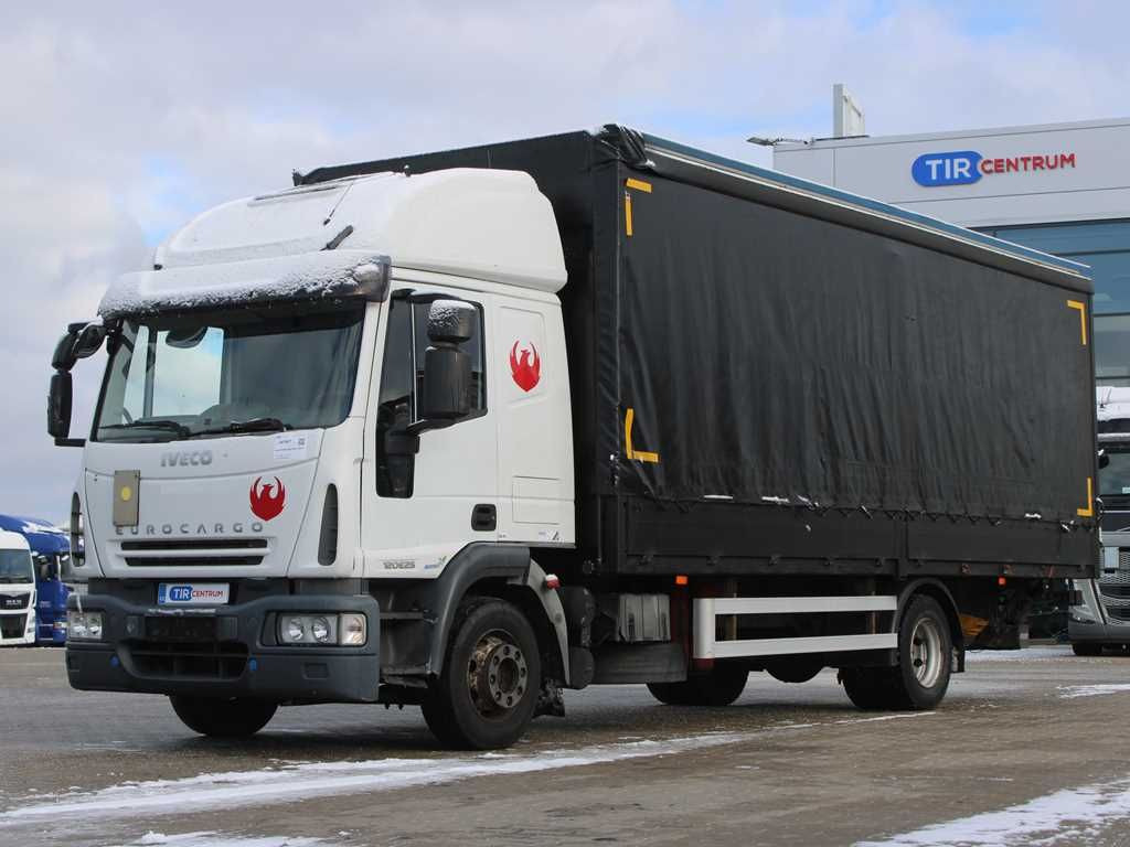 Iveco EUROCARGO ML 120E25, EURO 5, TAIL LIFT - Camion à rideaux coulissants: photos 1 Iveco EUROCARGO ML 120E25, EURO 5, TAIL LIFT - Camion à rideaux coulissants: photos 1