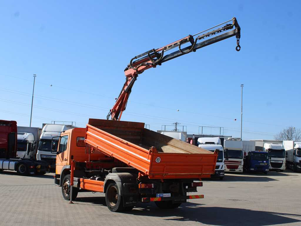 Mercedes-Benz Atego 1523, HYDRAULIC ARM ATLAS 60.1, THREE-SIDED - Camion benne, Camion grue: photos 5 Mercedes-Benz Atego 1523, HYDRAULIC ARM ATLAS 60.1, THREE-SIDED - Camion benne, Camion grue: photos 5