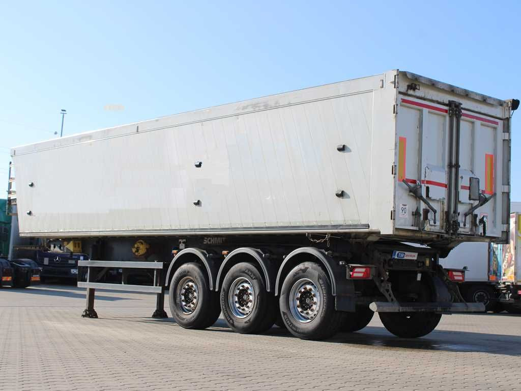 Schmitz Cargobull SKI 24 SL 10.5, AXLES 9t, LIFTING AXLE, 49m³ - Semi-remorque benne: photos 4 Schmitz Cargobull SKI 24 SL 10.5, AXLES 9t, LIFTING AXLE, 49m³ - Semi-remorque benne: photos 4