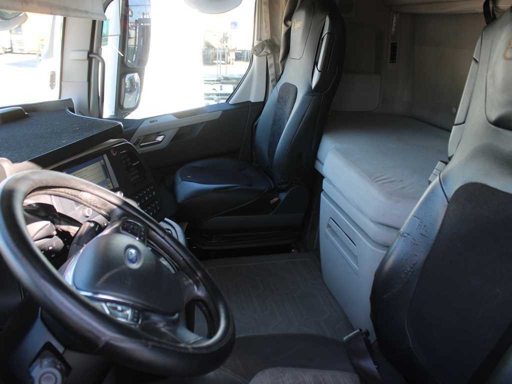 Crédit-bail de  Ford F-MAX 500, EURO 6, LOWDECK, NAVIGATION Ford F-MAX 500, EURO 6, LOWDECK, NAVIGATION: photos 8