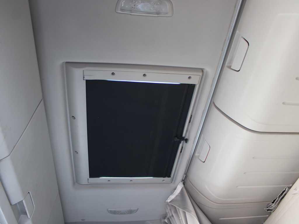 Crédit-bail de  Ford F-MAX 500, EURO 6, LOWDECK, NAVIGATION Ford F-MAX 500, EURO 6, LOWDECK, NAVIGATION: photos 17