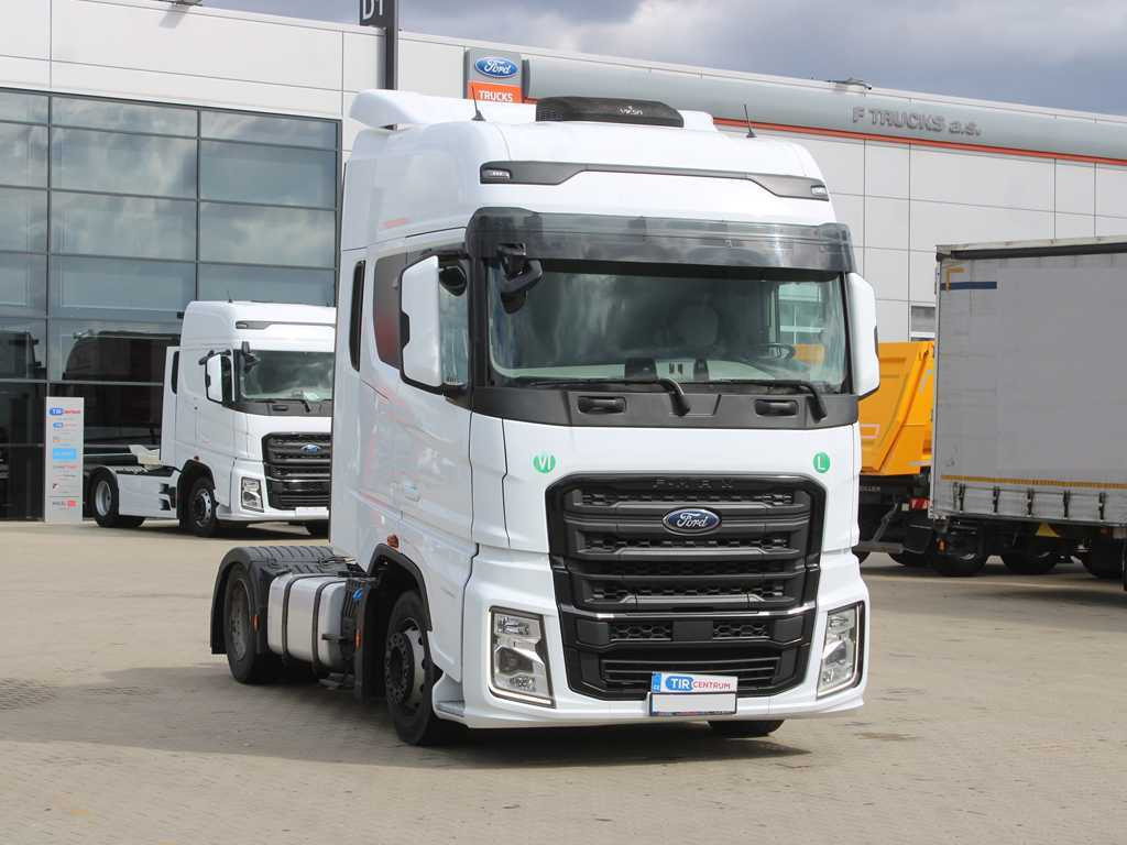 Ford F-MAX LL 12TX, EURO 6, LOWDECK, NAVIGATION, INDEPENDENT AIR CONDITIONING - Tracteur routier: photos 3 Ford F-MAX LL 12TX, EURO 6, LOWDECK, NAVIGATION, INDEPENDENT AIR CONDITIONING - Tracteur routier: photos 3