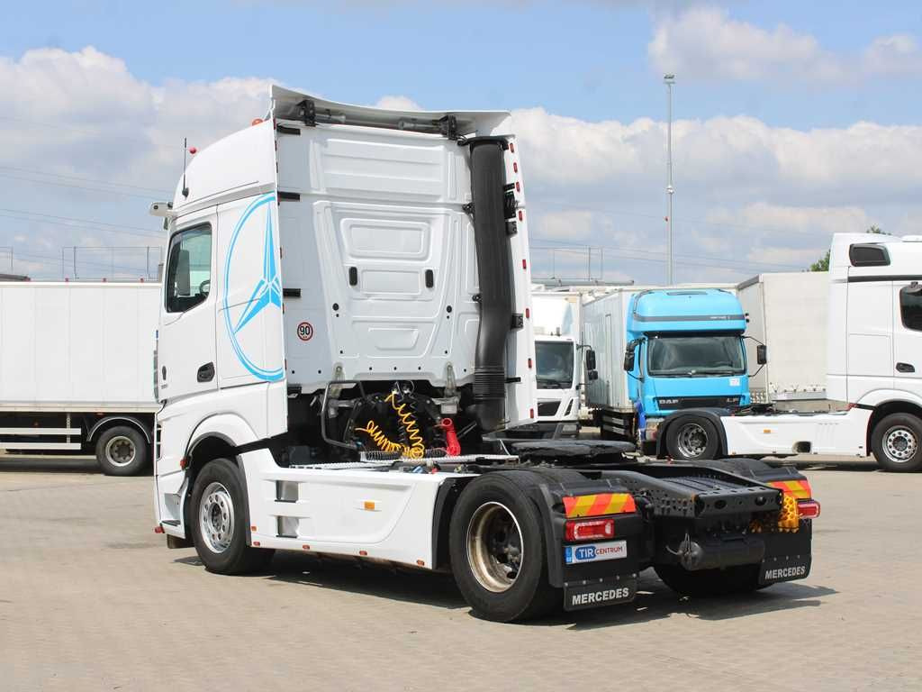 Mercedes-Benz Actros 1851, SECONDARY AIR CONDITIONING,RETARDER - Tracteur routier: photos 4 Mercedes-Benz Actros 1851, SECONDARY AIR CONDITIONING,RETARDER - Tracteur routier: photos 4