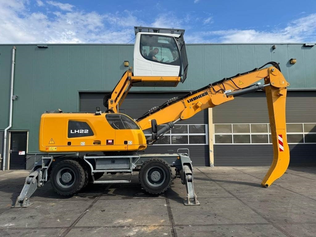 Liebherr LH 22 M - Pelle de manutention: photos 5 Liebherr LH 22 M - Pelle de manutention: photos 5