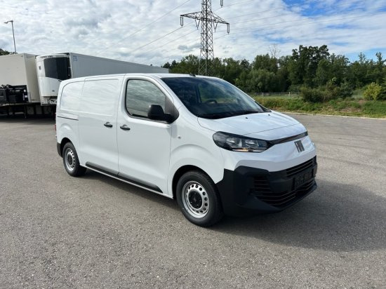 Fiat Scudo M BlueDHi 120 6-Gang - Fourgon utilitaire: photos 3 Fiat Scudo M BlueDHi 120 6-Gang - Fourgon utilitaire: photos 3