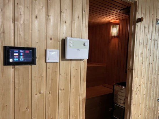 Caravane neuf Izabella Wellnessanhänger mit Sauna und Whirlpool, Stromaggregat: photos 8