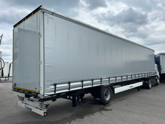 Krone 1-achs Auflieger, Heckabstützung XL Zertifikat, Edscha-Verdeck, - Semi-remorque rideaux coulissants: photos 4 Krone 1-achs Auflieger, Heckabstützung XL Zertifikat, Edscha-Verdeck, - Semi-remorque rideaux coulissants: photos 4