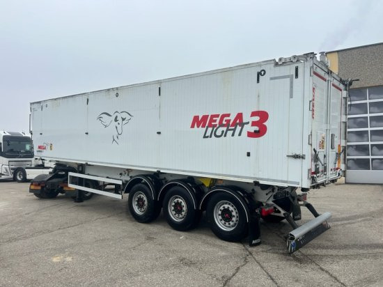 MEGA Alu-Kastenmulde 55m³, SAF-Achsen, Rollplane, Kombiklappe, Stehpodest - Semi-remorque benne: photos 4 MEGA Alu-Kastenmulde 55m³, SAF-Achsen, Rollplane, Kombiklappe, Stehpodest - Semi-remorque benne: photos 4
