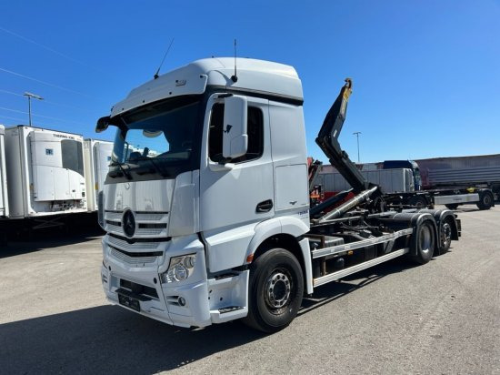 Mercedes-Benz Actros 2545L 6x2 Hyva Abroller, E6 ,Retarder, Lenk-Liftachse, - Camion ampliroll: photos 1 Mercedes-Benz Actros 2545L 6x2 Hyva Abroller, E6 ,Retarder, Lenk-Liftachse, - Camion ampliroll: photos 1