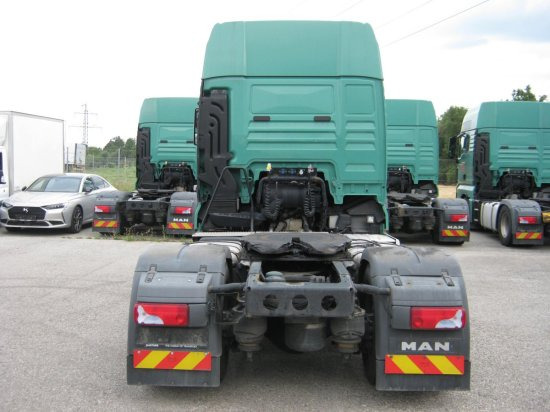 MAN TGX 18.500 XXL Intarder EURO 6 Motorschaden - Tracteur routier: photos 4 MAN TGX 18.500 XXL Intarder EURO 6 Motorschaden - Tracteur routier: photos 4
