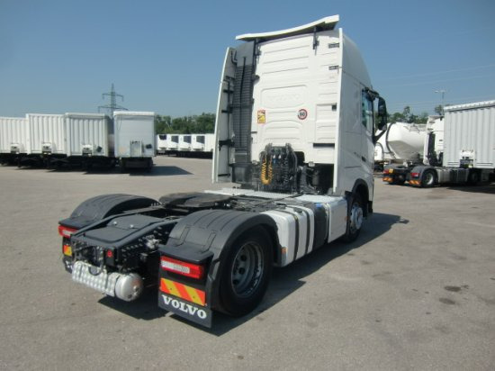 Volvo FH 500 E6, I-Shift, Globetrotter Standklima mehrere Einheiten verfügbar - Tracteur routier: photos 4 Volvo FH 500 E6, I-Shift, Globetrotter Standklima mehrere Einheiten verfügbar - Tracteur routier: photos 4