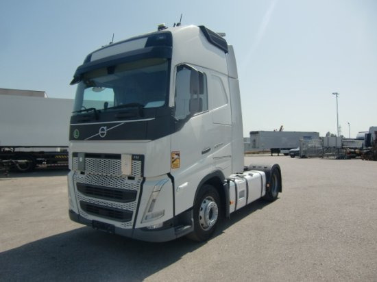 Volvo FH 500 E6, I-Shift, Globetrotter Standklima mehrere Einheiten verfügbar - Tracteur routier: photos 1 Volvo FH 500 E6, I-Shift, Globetrotter Standklima mehrere Einheiten verfügbar - Tracteur routier: photos 1