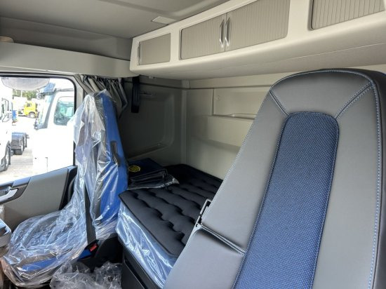 Camion benne neuf Volvo FH 500 3-Seiten Meiller Kipper mit Palfinger PK22002EH, Retarder,: photos 15 Camion benne neuf Volvo FH 500 3-Seiten Meiller Kipper mit Palfinger PK22002EH, Retarder,: photos 15