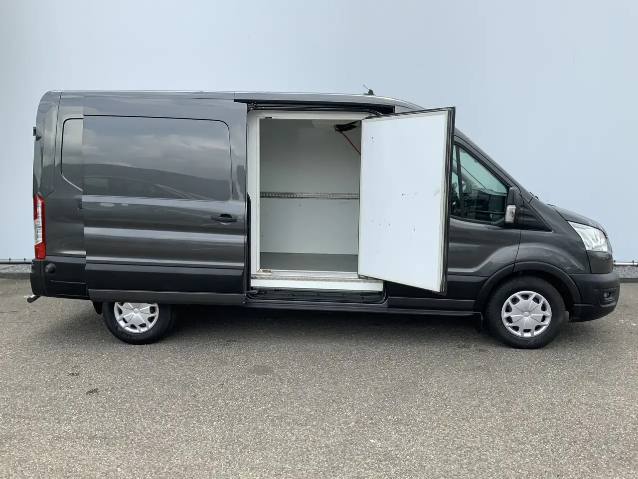 Ford Transit 350 2.0 TDCI L3H2 Trend Koelauto & Vries Automaat - Fourgon utilitaire: photos 4 Ford Transit 350 2.0 TDCI L3H2 Trend Koelauto & Vries Automaat - Fourgon utilitaire: photos 4
