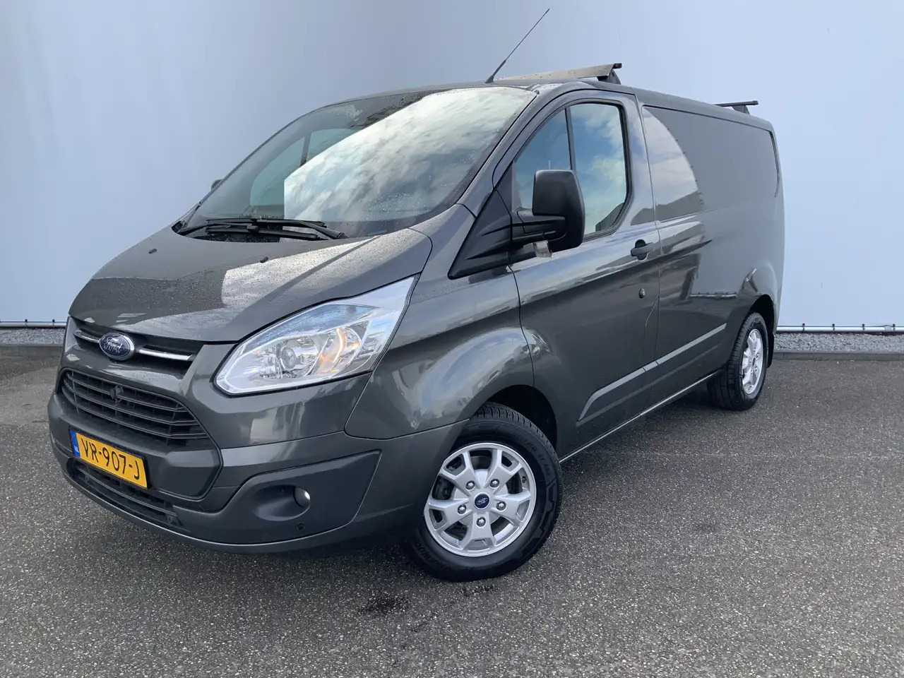 Ford Transit Custom 270 2.2 TDCI L1H1 Trend Airco Camera Cruise Dakdra - Fourgon utilitaire: photos 1 Ford Transit Custom 270 2.2 TDCI L1H1 Trend Airco Camera Cruise Dakdra - Fourgon utilitaire: photos 1
