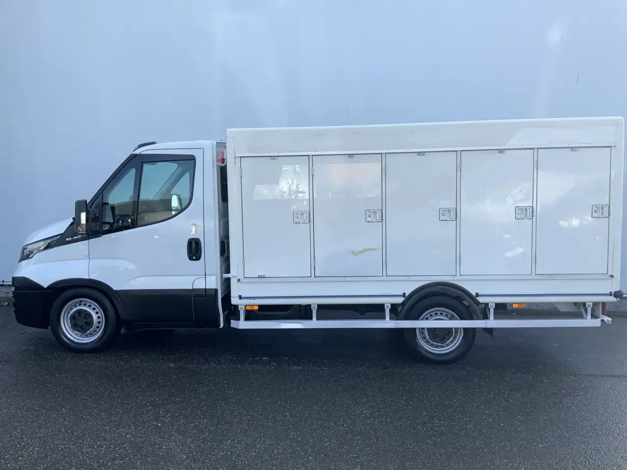 Iveco Daily 35S13 2.3 345 IJswagen -0.40 gr 10 deuren Euro 5 B - Fourgon grand volume: photos 3 Iveco Daily 35S13 2.3 345 IJswagen -0.40 gr 10 deuren Euro 5 B - Fourgon grand volume: photos 3