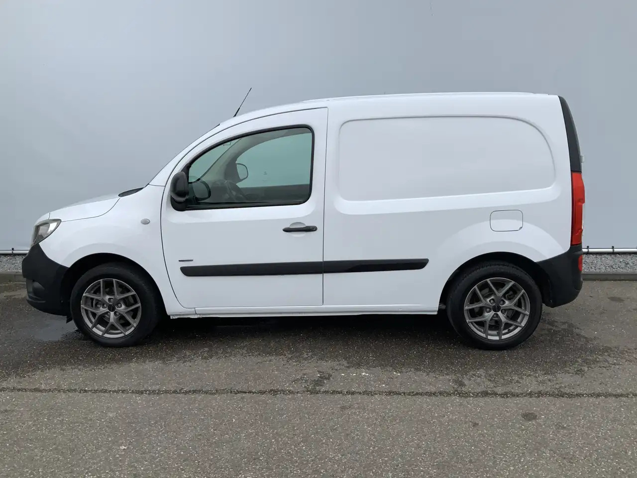 Mercedes-Benz Citan 109 CDI BlueEFFICIENCY Airco Alu Velg Trekhaak 105 - Fourgonnette: photos 3 Mercedes-Benz Citan 109 CDI BlueEFFICIENCY Airco Alu Velg Trekhaak 105 - Fourgonnette: photos 3