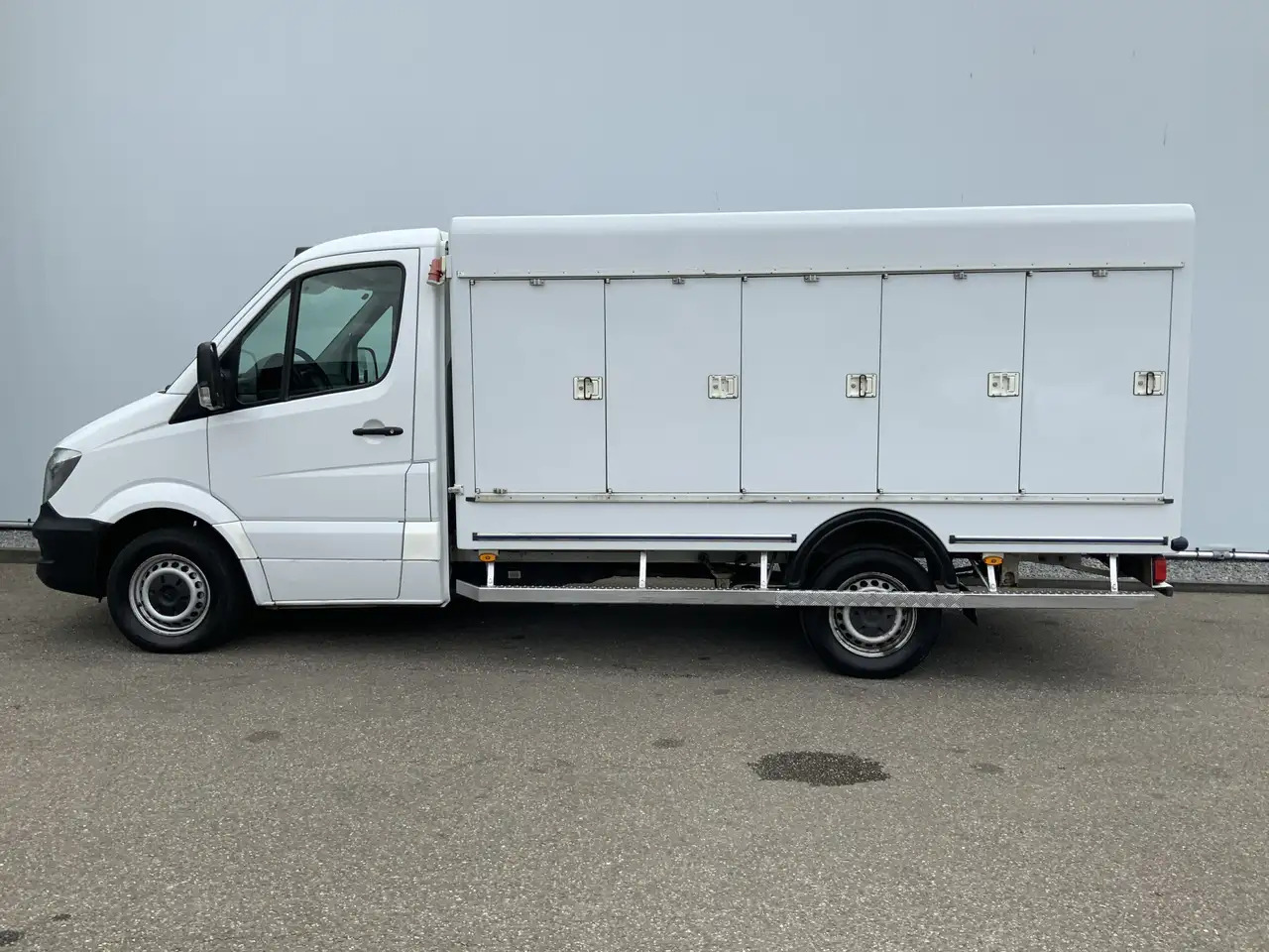 Mercedes-Benz Sprinter 310 2.2 CDI 366 ijswagen 40 gr _0 Deuren 10 Euro 5 - Utilitaire frigorifique: photos 2 Mercedes-Benz Sprinter 310 2.2 CDI 366 ijswagen 40 gr _0 Deuren 10 Euro 5 - Utilitaire frigorifique: photos 2