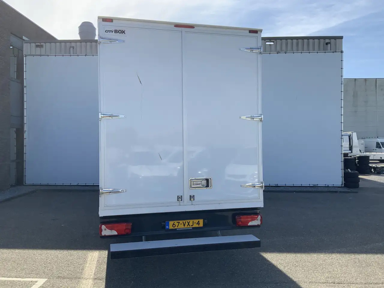Mercedes-Benz Sprinter 515 2.2 CDI 432 Meubelbak 5,10 MTR.&Deuren Airco 3 - Fourgon grand volume: photos 2 Mercedes-Benz Sprinter 515 2.2 CDI 432 Meubelbak 5,10 MTR.&Deuren Airco 3 - Fourgon grand volume: photos 2