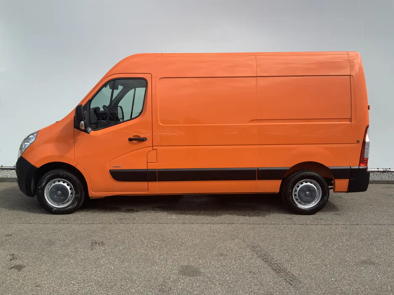 Opel Movano 2.3 CDTI L2H3 Airco Cruise 3 Zits Trekhaak 2500 kg - Fourgon utilitaire: photos 3 Opel Movano 2.3 CDTI L2H3 Airco Cruise 3 Zits Trekhaak 2500 kg - Fourgon utilitaire: photos 3