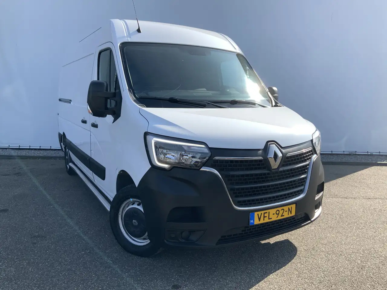 Fourgon utilitaire Renault Master T35 2.3 dCi 135 L2H2 Airco Cruise Navi Side Bar Ca: photos 14