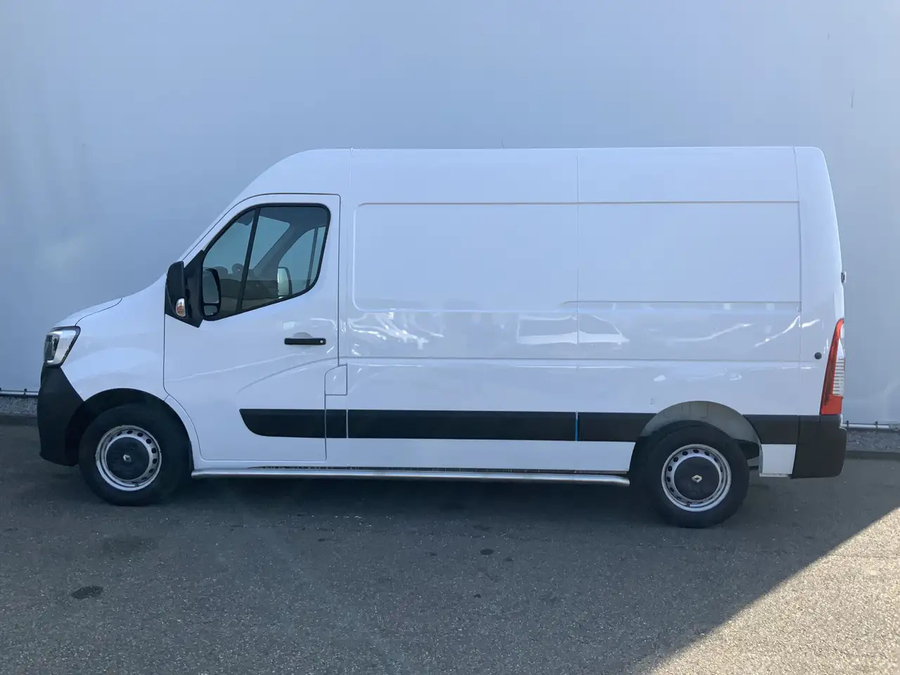 Renault Master T35 2.3 dCi 135 L2H2 Airco Cruise Navi Side Bar Ca - Fourgon utilitaire: photos 3 Renault Master T35 2.3 dCi 135 L2H2 Airco Cruise Navi Side Bar Ca - Fourgon utilitaire: photos 3