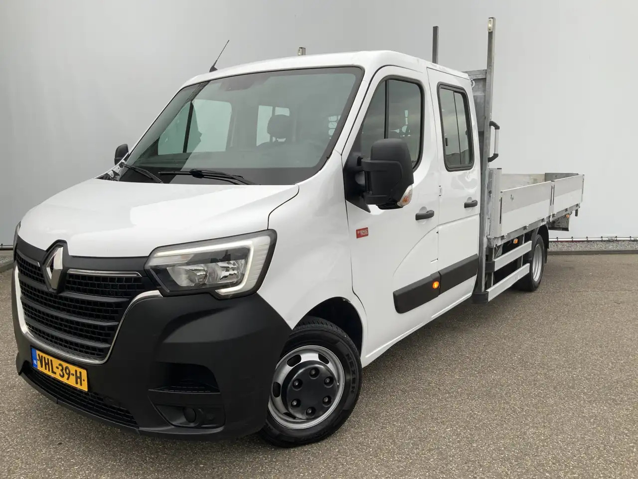 Renault Master T35 2.3 dCi 165 L4 Dub Cab PickUp Navi 6 Zits Trek - Utilitaire plateau: photos 1 Renault Master T35 2.3 dCi 165 L4 Dub Cab PickUp Navi 6 Zits Trek - Utilitaire plateau: photos 1