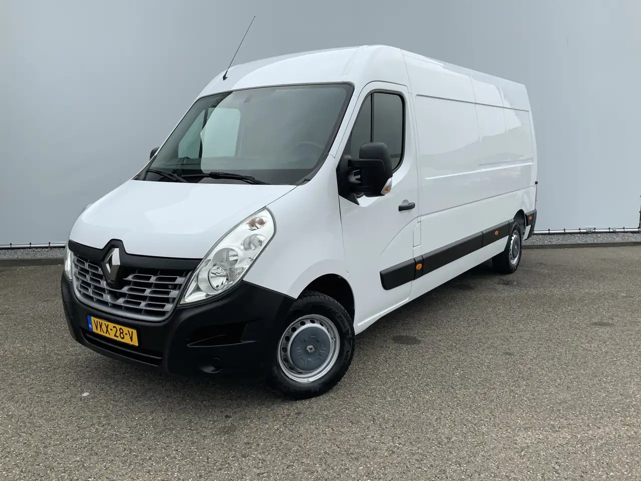 Renault Master T35 2.3 dCi L3H3 Maxi Airco Cruise 3 Zts Camera Eu - Fourgon utilitaire: photos 1 Renault Master T35 2.3 dCi L3H3 Maxi Airco Cruise 3 Zts Camera Eu - Fourgon utilitaire: photos 1