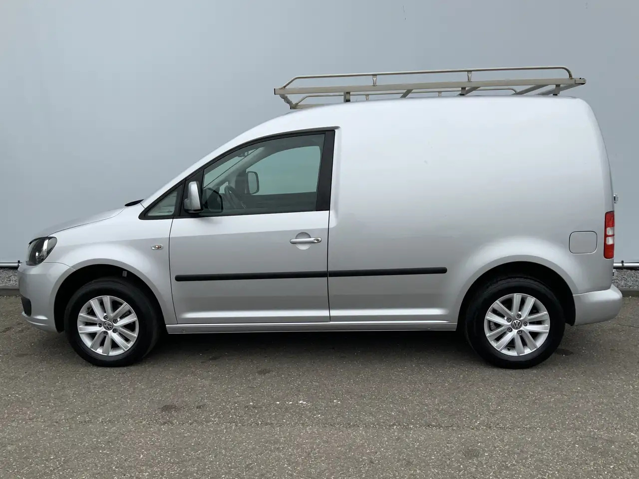 Volkswagen Caddy 1.6 TDI Airco Imperiaal Trekhaak 1400 kg navi Crui - Fourgonnette: photos 3 Volkswagen Caddy 1.6 TDI Airco Imperiaal Trekhaak 1400 kg navi Crui - Fourgonnette: photos 3