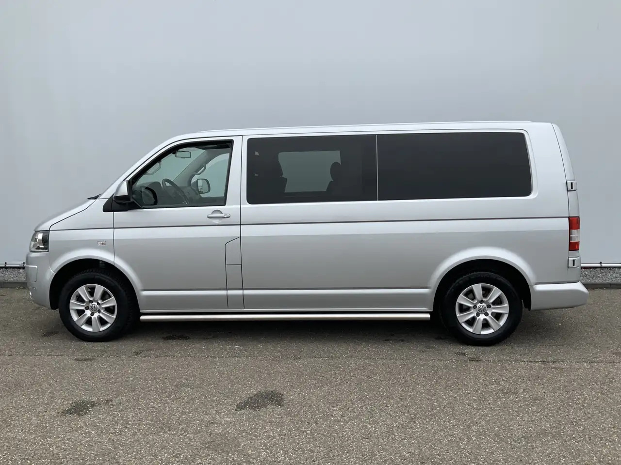 Volkswagen T5 Transporter MARGE 2.0 TDI L2H1 Dub Cab Airco Cruise Alu Velg S - Utilitaire double cabine: photos 3 Volkswagen T5 Transporter MARGE 2.0 TDI L2H1 Dub Cab Airco Cruise Alu Velg S - Utilitaire double cabine: photos 3