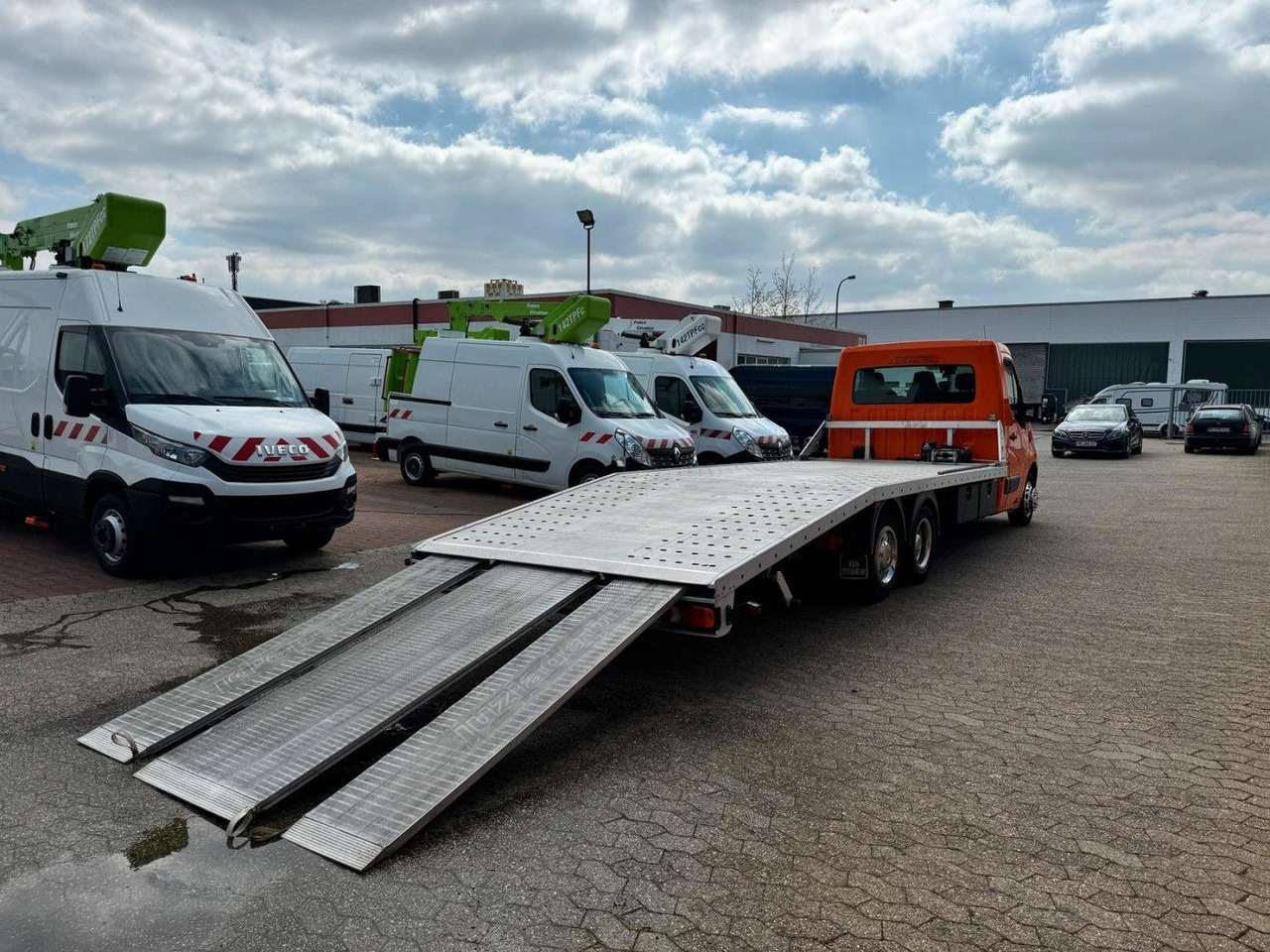 Renault Master Autotransporter - Remorqueuse: photos 4 Renault Master Autotransporter - Remorqueuse: photos 4