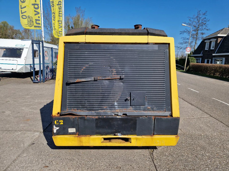 Atlas-Copco XAS350DD VERY LOW HOURS - Compresseur d'air: photos 3 Atlas-Copco XAS350DD VERY LOW HOURS - Compresseur d'air: photos 3