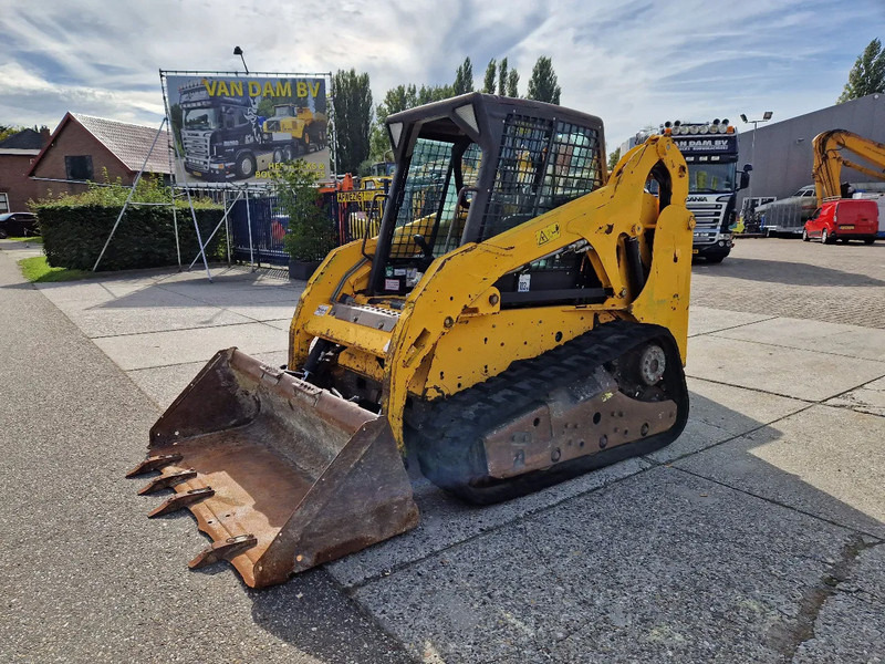 Bobcat T190 rupsschranklader - Mini chargeuse: photos 1 Bobcat T190 rupsschranklader - Mini chargeuse: photos 1