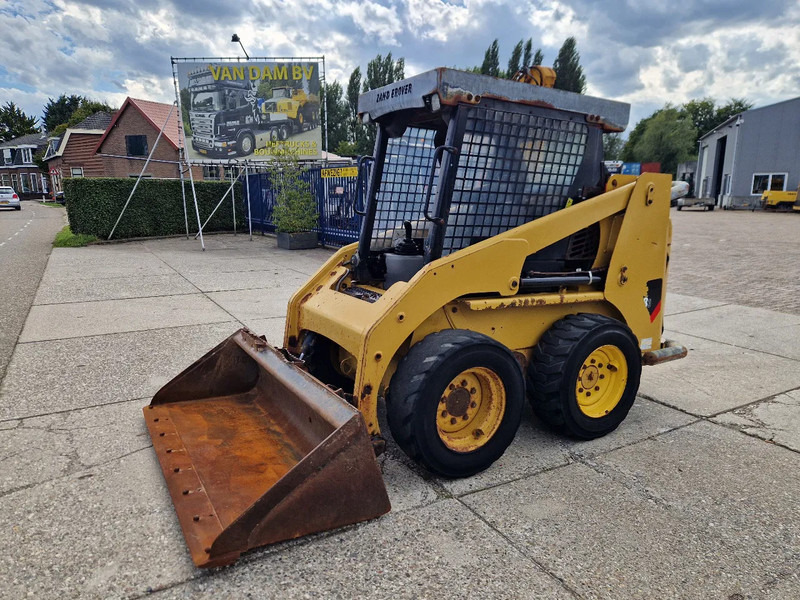 Caterpillar 216B3 schranklader met 1191 uur - Mini chargeuse: photos 1 Caterpillar 216B3 schranklader met 1191 uur - Mini chargeuse: photos 1