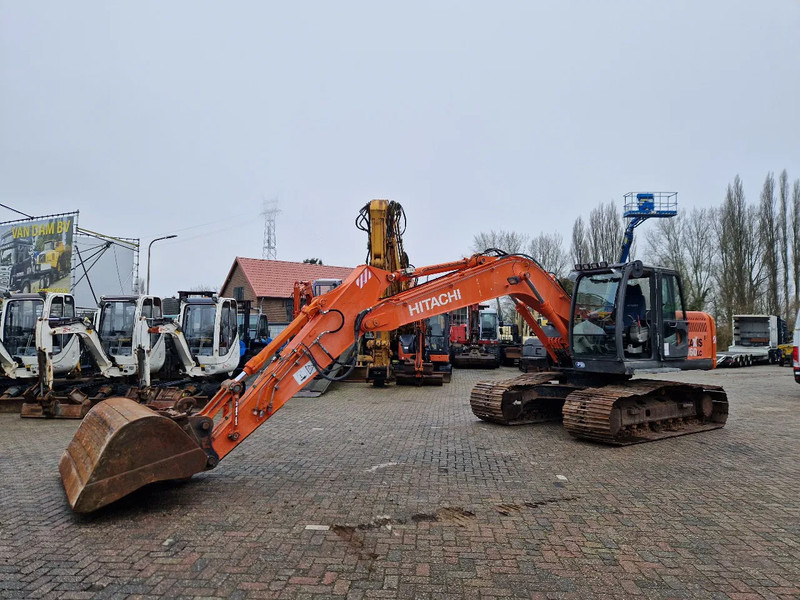 Hitachi ZX160LC-3 rijwerk zéér netjes - Pelle sur chenille: photos 2 Hitachi ZX160LC-3 rijwerk zéér netjes - Pelle sur chenille: photos 2