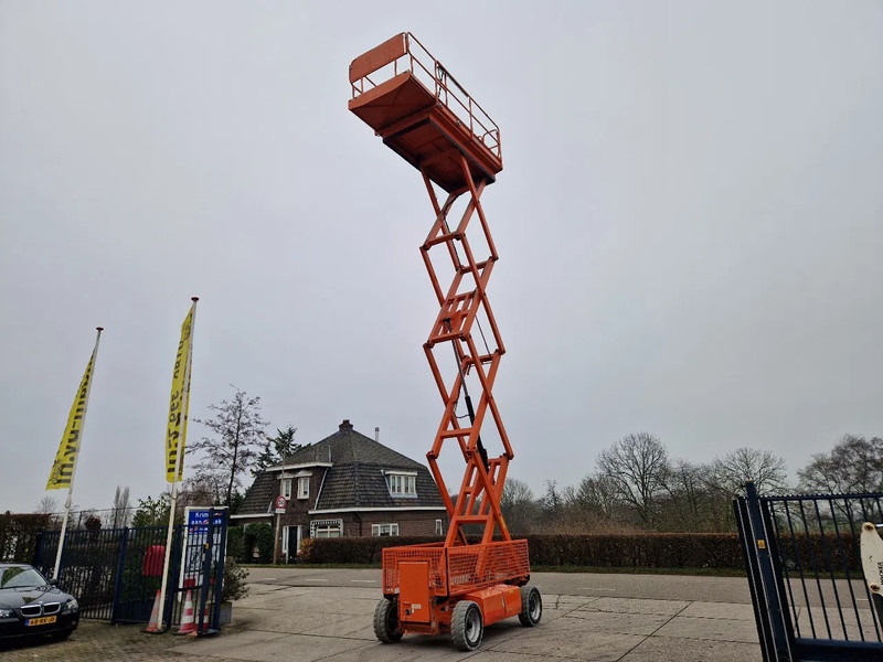 JLG 3369LE elektrisch werkhoogte 12.06m. - Nacelle ciseaux: photos 2 JLG 3369LE elektrisch werkhoogte 12.06m. - Nacelle ciseaux: photos 2