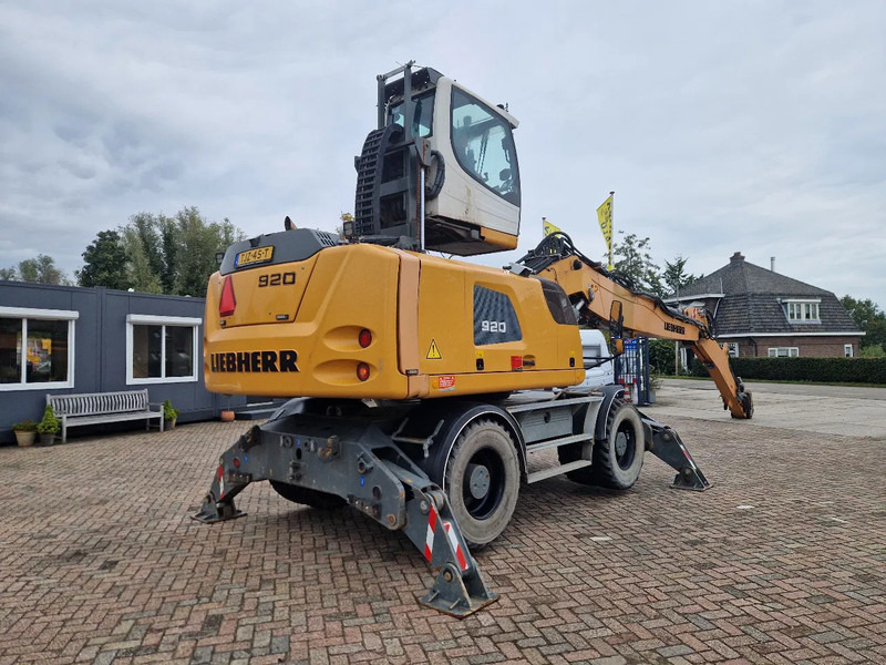 Liebherr A 920 Litronic - Pelle de manutention: photos 2 Liebherr A 920 Litronic - Pelle de manutention: photos 2