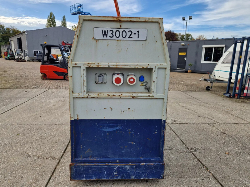 Onbekend geluidgedempt aggregaat met Stamford generator 72.5 kVA - Groupe électrogène: photos 4 Onbekend geluidgedempt aggregaat met Stamford generator 72.5 kVA - Groupe électrogène: photos 4