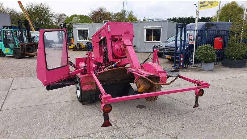 VERMEER SC1102 stobben/stronkenfrees - Dessoucheuse: photos 3 VERMEER SC1102 stobben/stronkenfrees - Dessoucheuse: photos 3