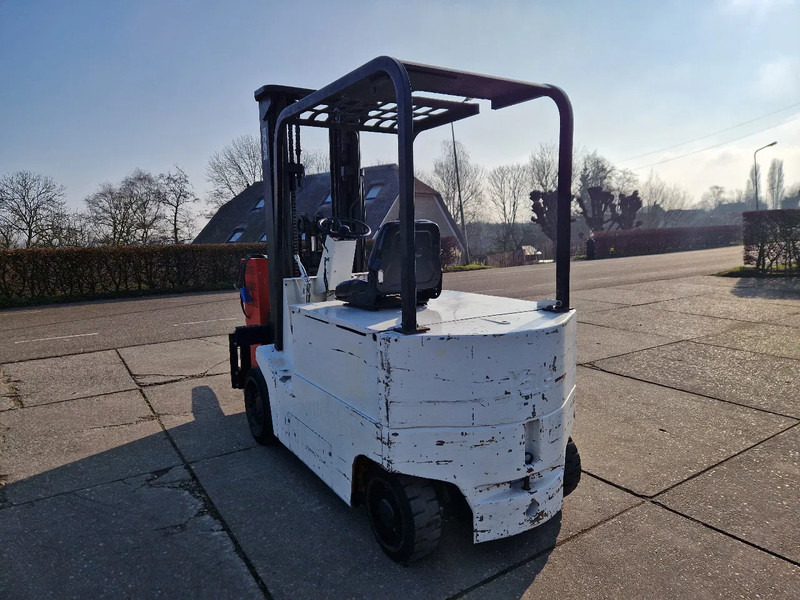 Yale 4.5 ton elektrisch triplomast - Chariot élévateur électrique: photos 3 Yale 4.5 ton elektrisch triplomast - Chariot élévateur électrique: photos 3