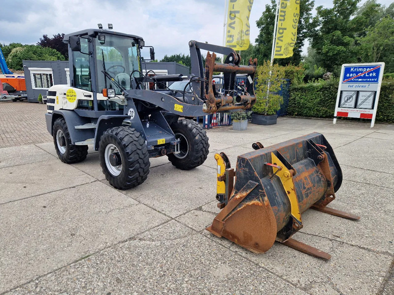 Yanmar TL80 / Terex TL80 / Schaeff TL80 very low hours! - Chargeuse sur pneus: photos 2 Yanmar TL80 / Terex TL80 / Schaeff TL80 very low hours! - Chargeuse sur pneus: photos 2