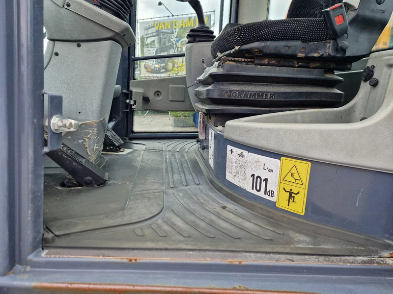 Chargeuse sur pneus Yanmar TL80 / Terex TL80 / Schaeff TL80 very low hours!: photos 14
