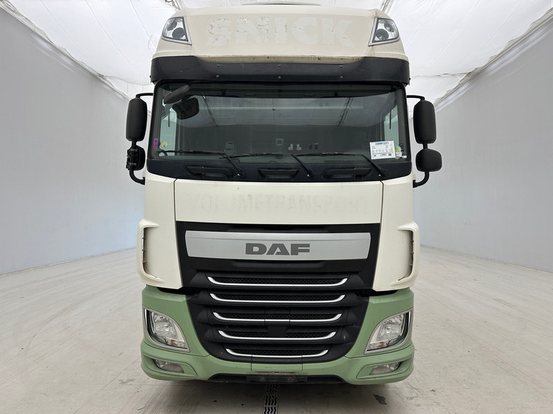 DAF XF 460 Super Space Cab* - Camion à rideaux coulissants: photos 2 DAF XF 460 Super Space Cab* - Camion à rideaux coulissants: photos 2