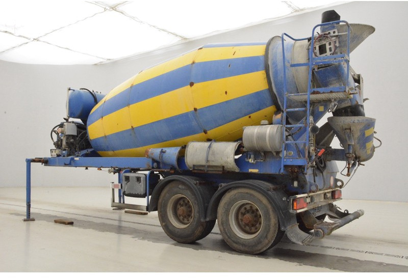 Semi-remorque malaxeur De Buf Mixer 10 m³: photos 8