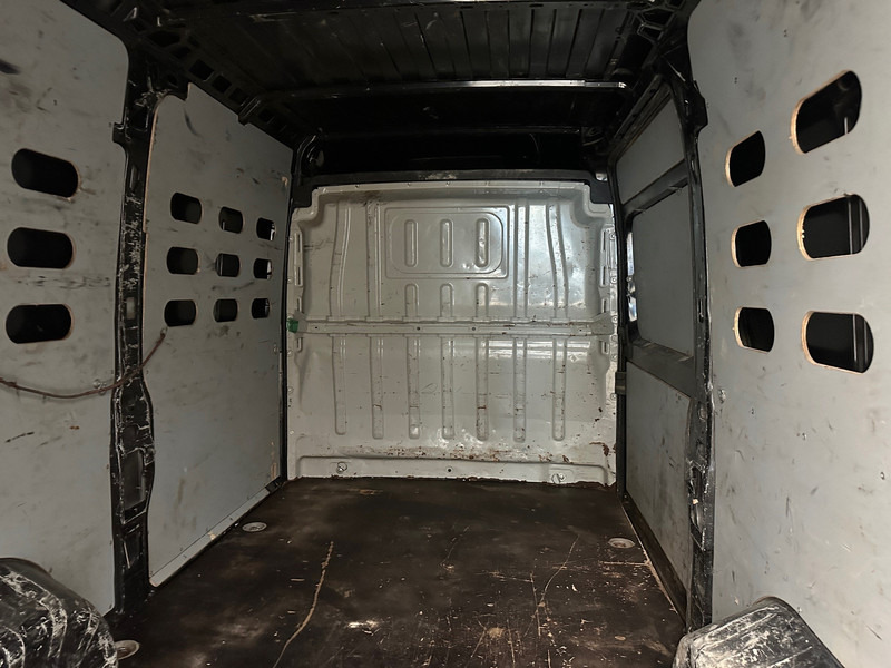 Fourgon utilitaire Fiat Ducato 2.3 130: photos 7
