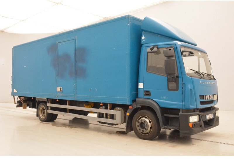 Iveco Eurocargo 120E18* - Camion fourgon: photos 3 Iveco Eurocargo 120E18* - Camion fourgon: photos 3